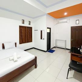 Permana Syariah Redpartner Kampung Inggris Pare, Hotel in Pare