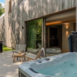 Wellness Suite - 2 personen - Woodz Lodges, hotel sa Heusden - Zolder