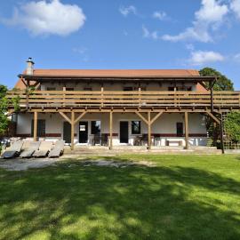 Dom Wczasowy Dogoda, hotel in Zełwągi
