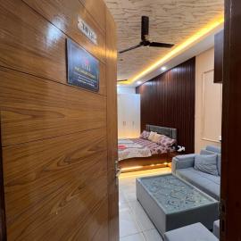 Atha luxury studio 02, hotel in Jāmb