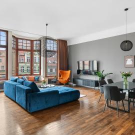 Iconic Market Square View - Grand Residence 150m2 - AS HOME R506