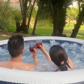 Magnolias Cottage with Jacuzzi and mountain view, hotell i Lousã