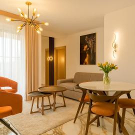 Apartmani Enydoo, hotel em Ulcinj