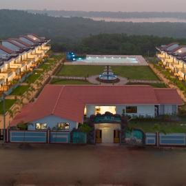Baywatch Resort Bhogave Beach，Vengurla的飯店
