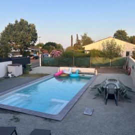 Maison à Oléron avec piscine chauffée et privée、ドリュ・ドレロンのホテル