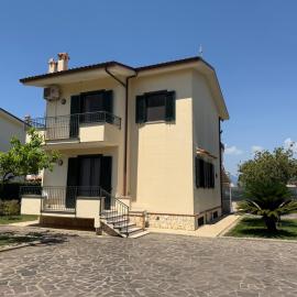Domus Thalia, khách sạn ở Sperlonga