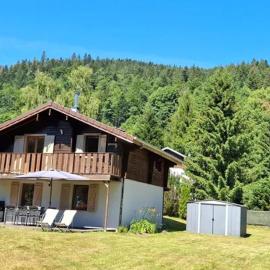 Chalet 6 personnes au Ménil - Vosges - Vacances nature en famille, hotel a Le Ménil