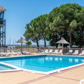 Résidence Odalys Du Port, hotel Hourtinban