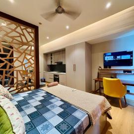 Vaelora Stay - Luxury Studio, hotelli kohteessa Ghaziabad