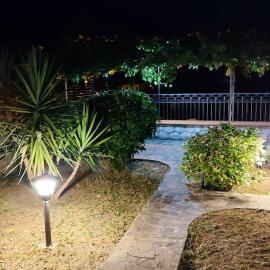 Holiday Home with Garden - Trecchina, hotel in Trecchina