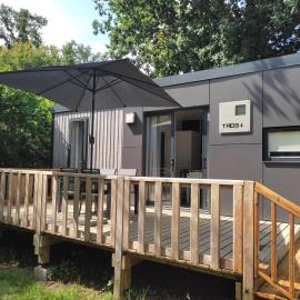 Mobil home TAOS Luxe H20 - Camping de Lanniron, hotel en Quimper