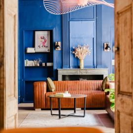 Unique character apartment - heart of Avignon - quiet & charming