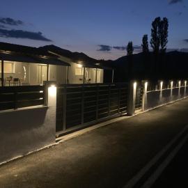 Valley Luxury Apartments, viešbutis mieste Sikija