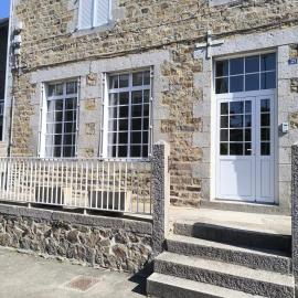 appartement proche de la Baie du Mont saint Michel, hotel in Saint-Jean-le-Thomas