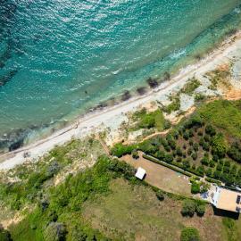 Kanouli Beach Apartment
