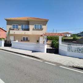 Apartamentos Albizia, Ideales para familias con niños, hotel u gradu O Grove