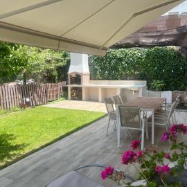 LR BÉJAR JARDíN, hotel in Béjar