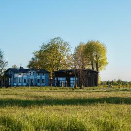 Siedlisko Komory, Hotel in Będzino