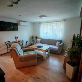 Apartman TINA, hotel u gradu Karlovac