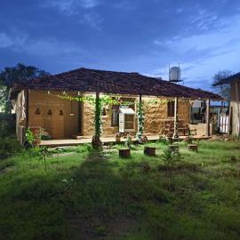 Shivakashi Homestay, Hotel in Maheshwar