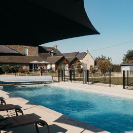 Hôtel Le Chatellier - Piscine chauffée d'avril à octobre, khách sạn ở Cancale