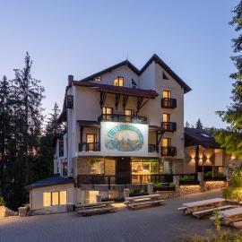 Eden Grand Resort, hotel a Predeal