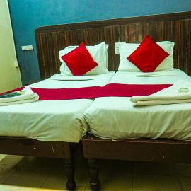 Hotel Sriveda Paradise