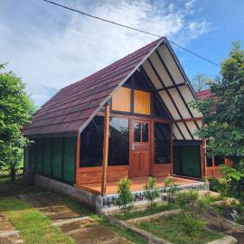 Takamas Resort, hotel in Kesembu