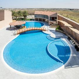 Al Reem Village Hotel - Managed by Rotana Hotels and Resorts, viešbutis mieste Džubailis