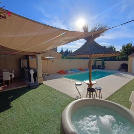 Maison villa avec piscine et spa, 6,8 ou 10 pers, meublés de tourisme 3 étoiles