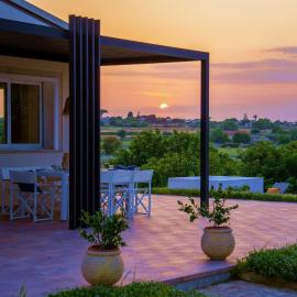Villa Calicanto con jacuzzi riscaldata: Modica'da bir otel