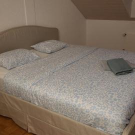 VK - VB - Zürich Airport - Homestay - Villa Bänikon, hotel di Kloten