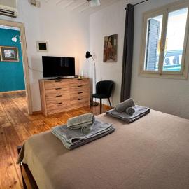 Pete's Guest House, hotel v destinácii Megara