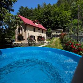 Viesnīca Casa Trei Brazi Bratca pilsētā Bratca