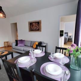 Cozy 1BR Apartment with Balcony, Free WiFi and Parking