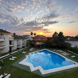 Hospedium Hotel Apartamentos Simón Verde, hotel en Mairena del Aljarafe