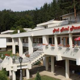Park Hotel Panorama، فندق في تريفنا