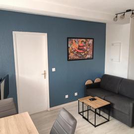 plage, agréable, refait à neuf, top lit, hôte réactif, terrasse, soleil, paisible.