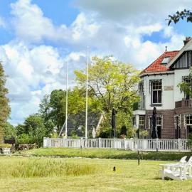DeVilla - Boutique Suites, hotel di Rijs