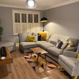 Gleanntan House - Beautiful Town House with Free parking