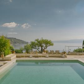 Residence Terra Rossa Taormina, hotel sa Taormina
