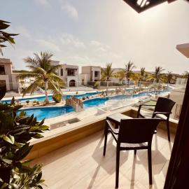 Dream Apartment - Near Beach with Pool View & WiFi, hôtel à Salalah