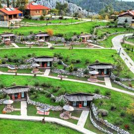 Milyos Hotel, hotel Bucakban