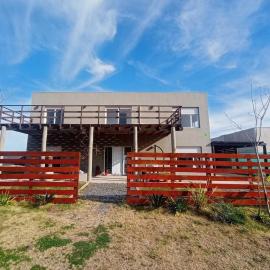 Casa Grande para 7 personas, hotel in Balneario Claromecó