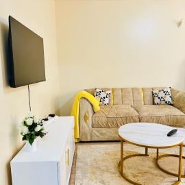 The nest, hotel a Juja