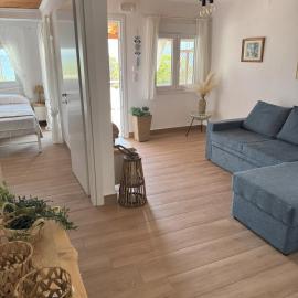 Santa Marina Garden - Suite B โรงแรมในอัสโปรวาลตา