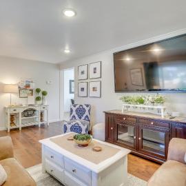 버널에 위치한 호텔 1 Mi to Main Street Vernal: Updated Home w/ Yard!