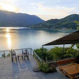 Vikendica "Odmor" - Jablaničko jezero