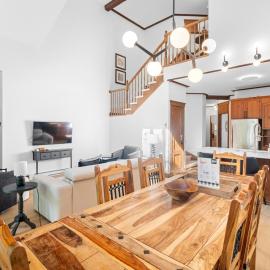 Les Manoirs 3bdrs Near Village、モントランブランのホテル