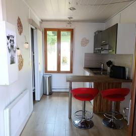 Charmant studio dans vieux village, ξενοδοχείο σε Publier